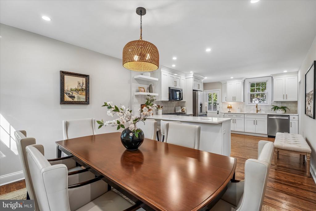 1409 EDGEVALE ROAD