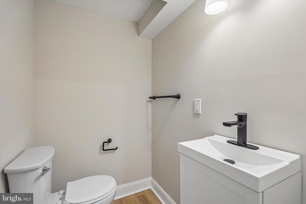 1409 EDGEVALE ROAD
