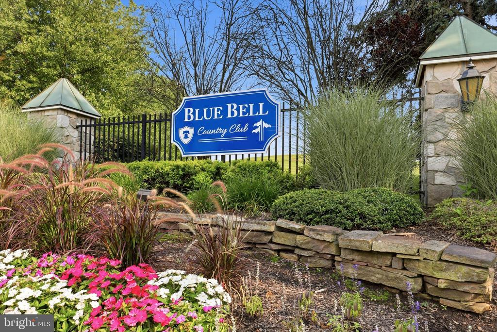 205 HAZELTINE CIRCLE