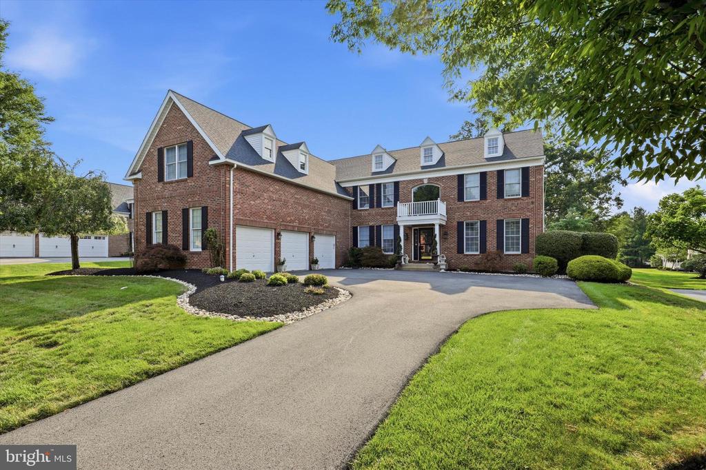 205 HAZELTINE CIRCLE