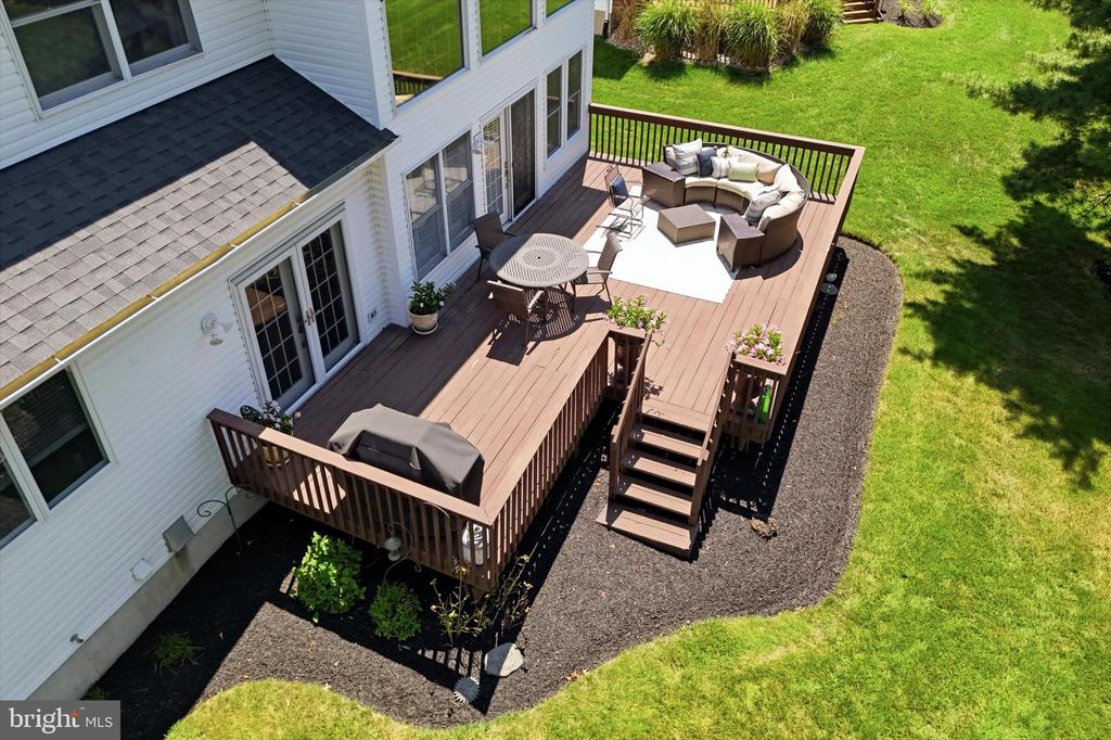 205 HAZELTINE CIRCLE
