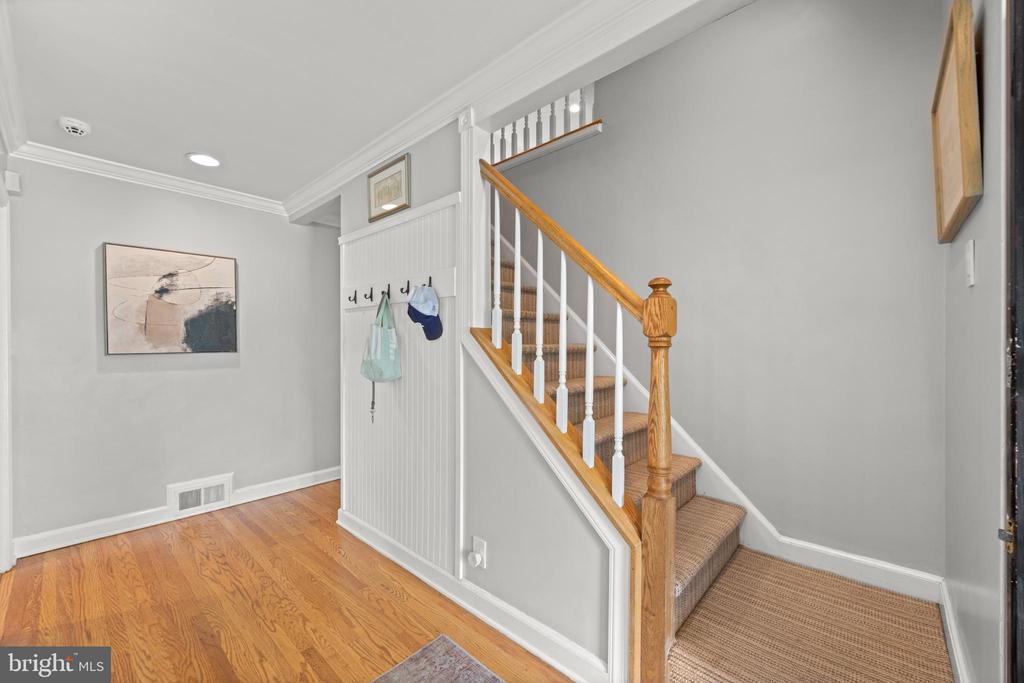 505 PARKVIEW DRIVE