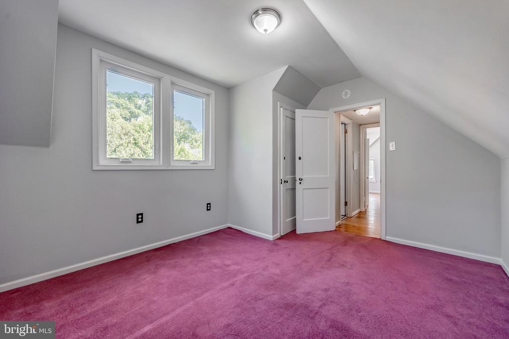 103 N HIGHLAND AVENUE