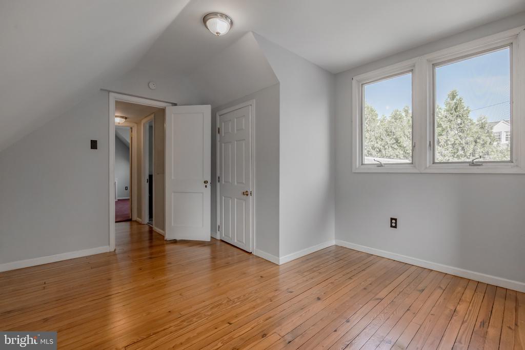 103 N HIGHLAND AVENUE