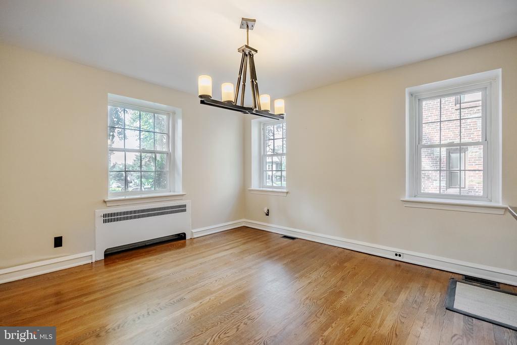 103 N HIGHLAND AVENUE