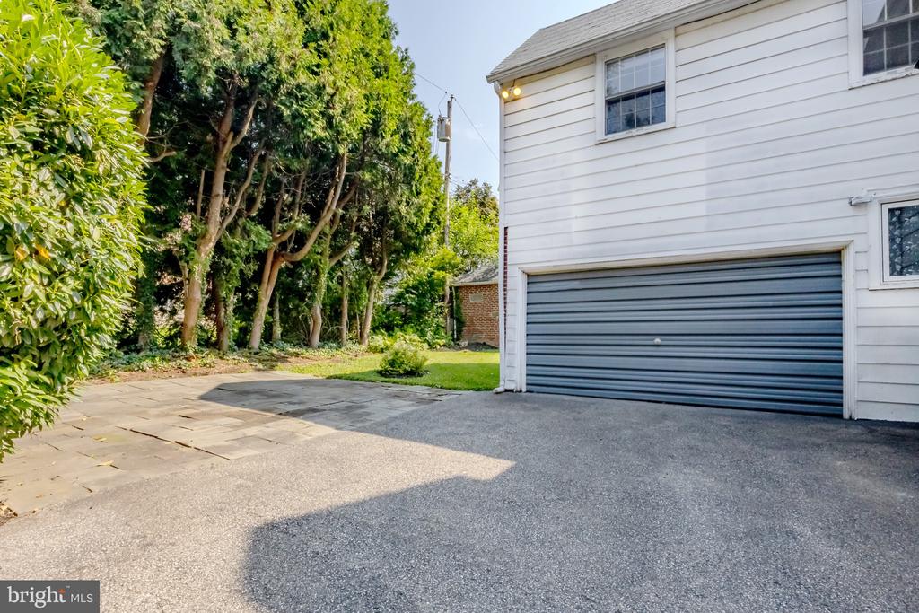 103 N HIGHLAND AVENUE
