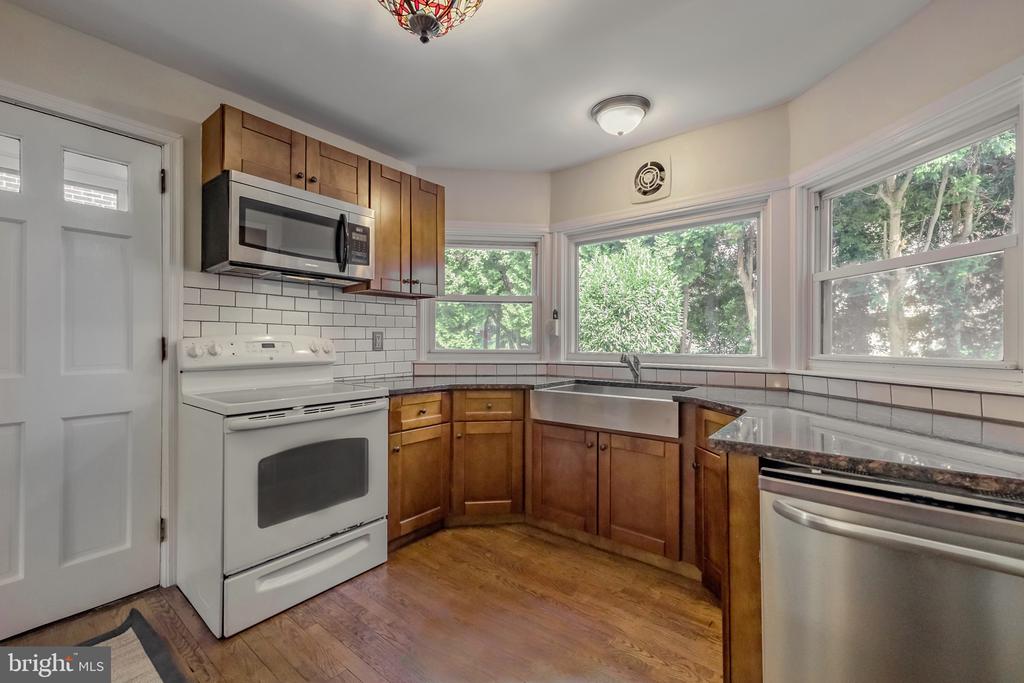 103 N HIGHLAND AVENUE