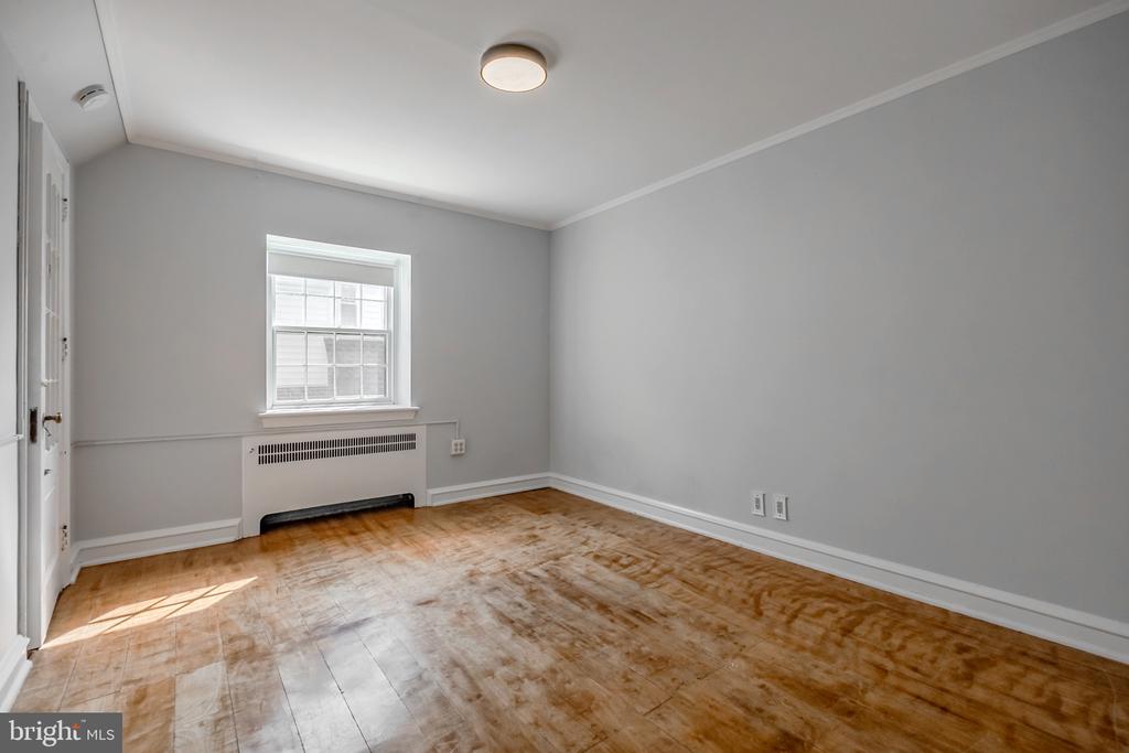 103 N HIGHLAND AVENUE
