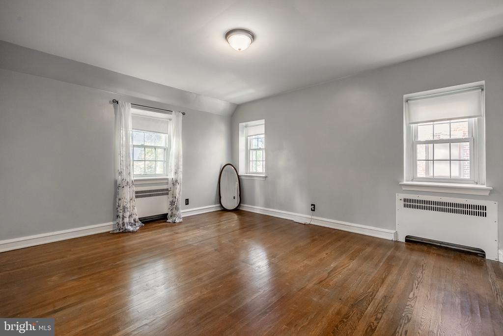 103 N HIGHLAND AVENUE