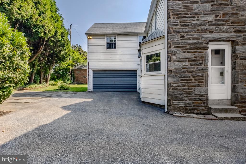 103 N HIGHLAND AVENUE