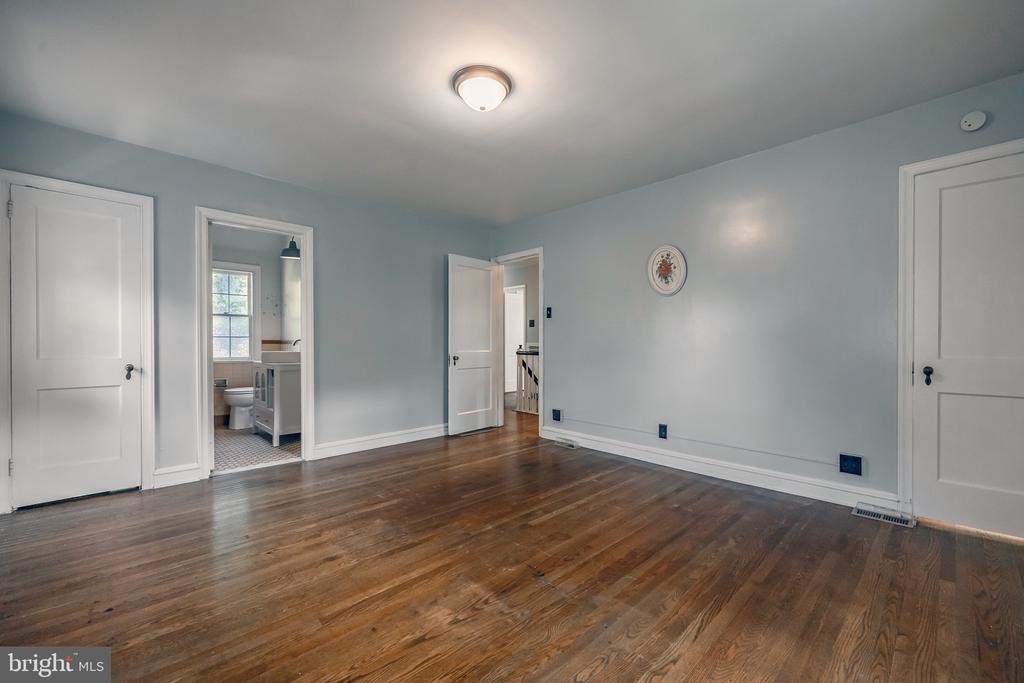 103 N HIGHLAND AVENUE