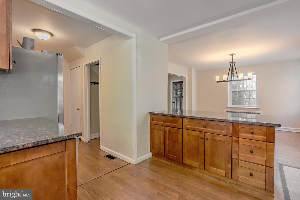 103 N HIGHLAND AVENUE