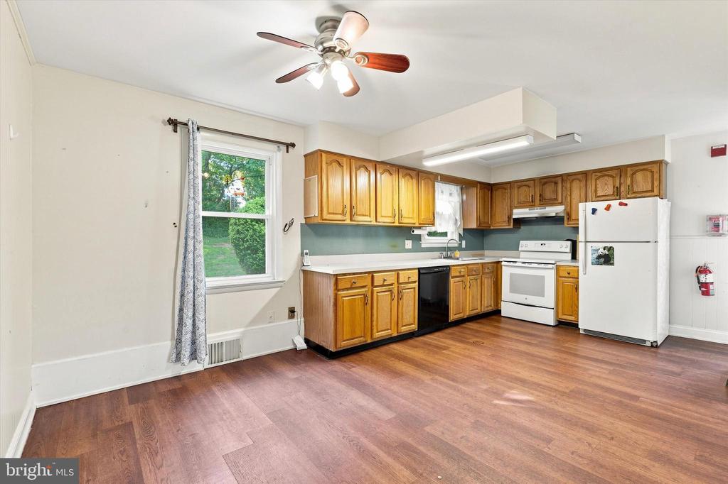 407 JOHNSON ROAD