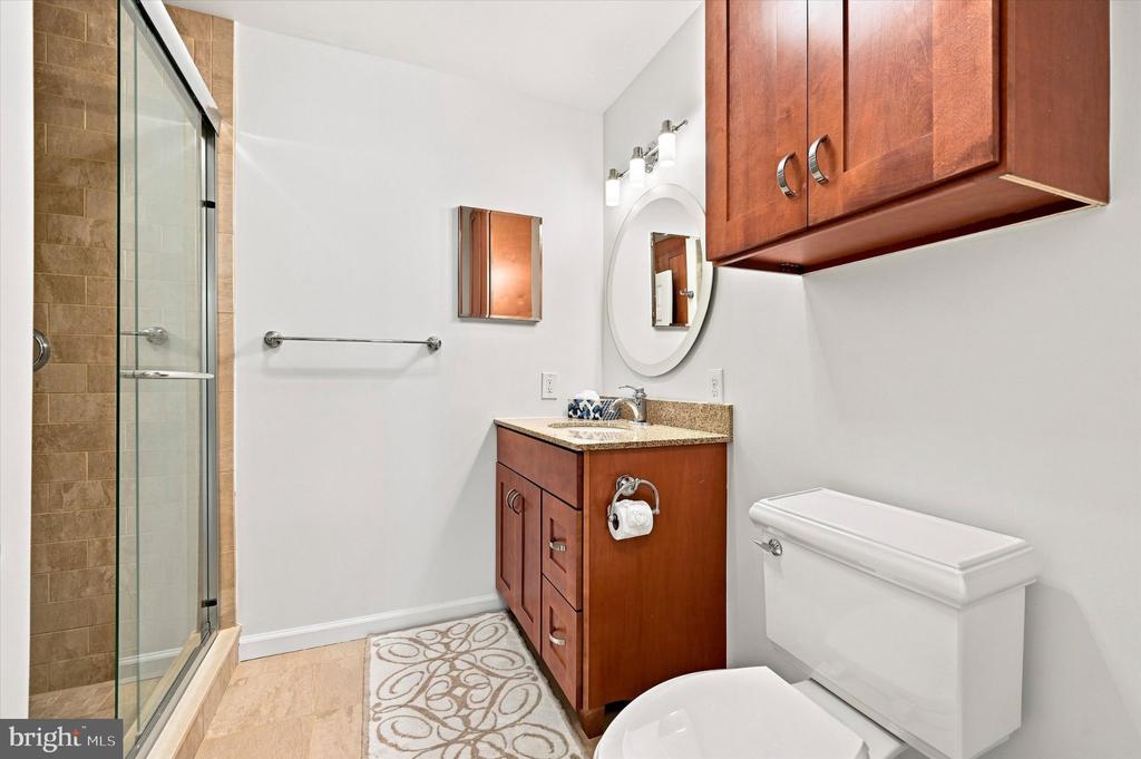 1 FORSYTHIA COURT