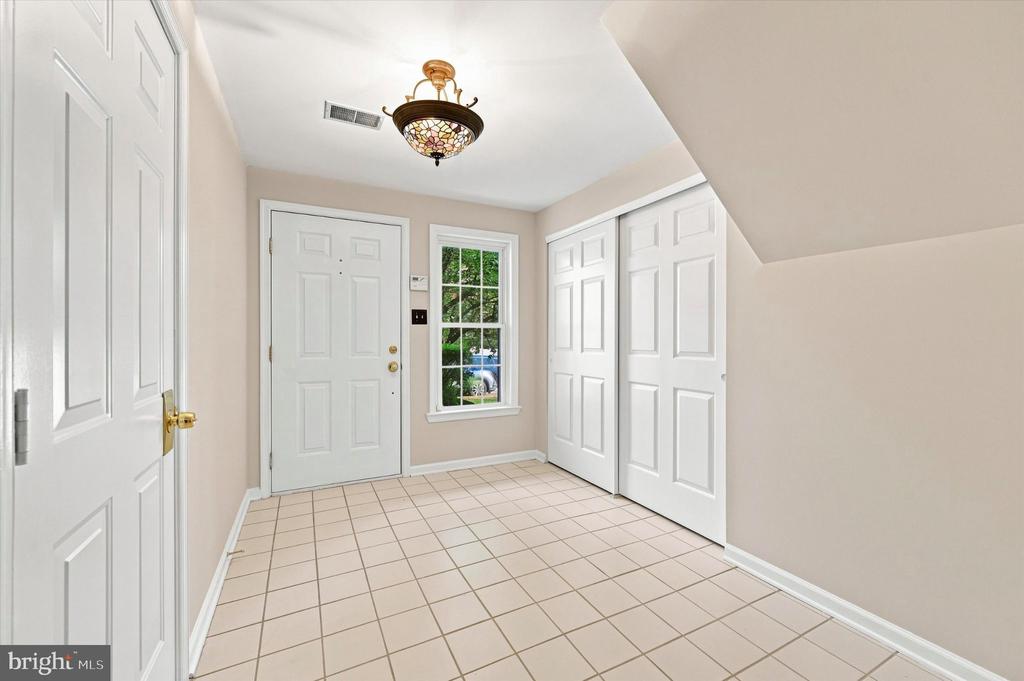 1 FORSYTHIA COURT