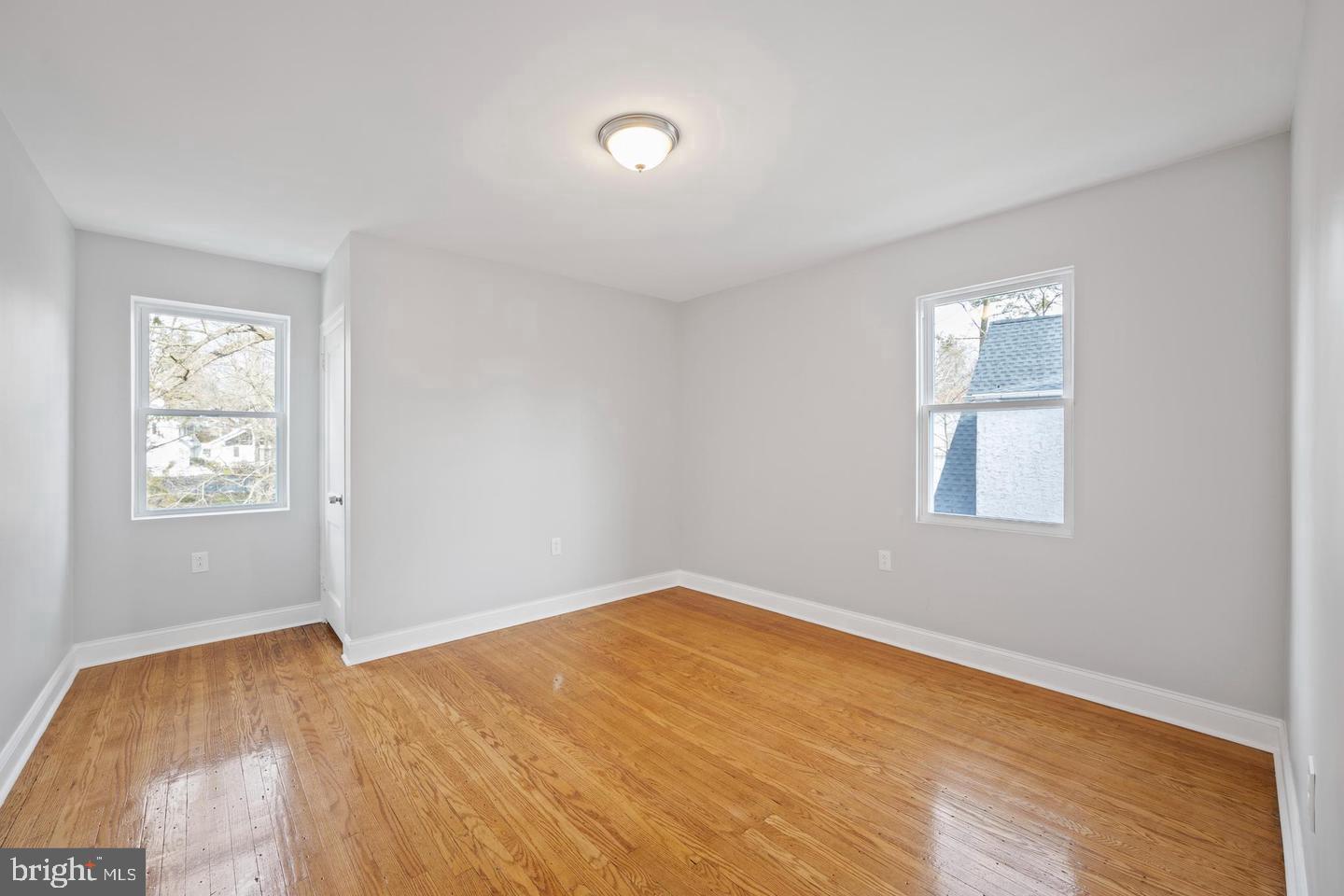 541 E CHURCH