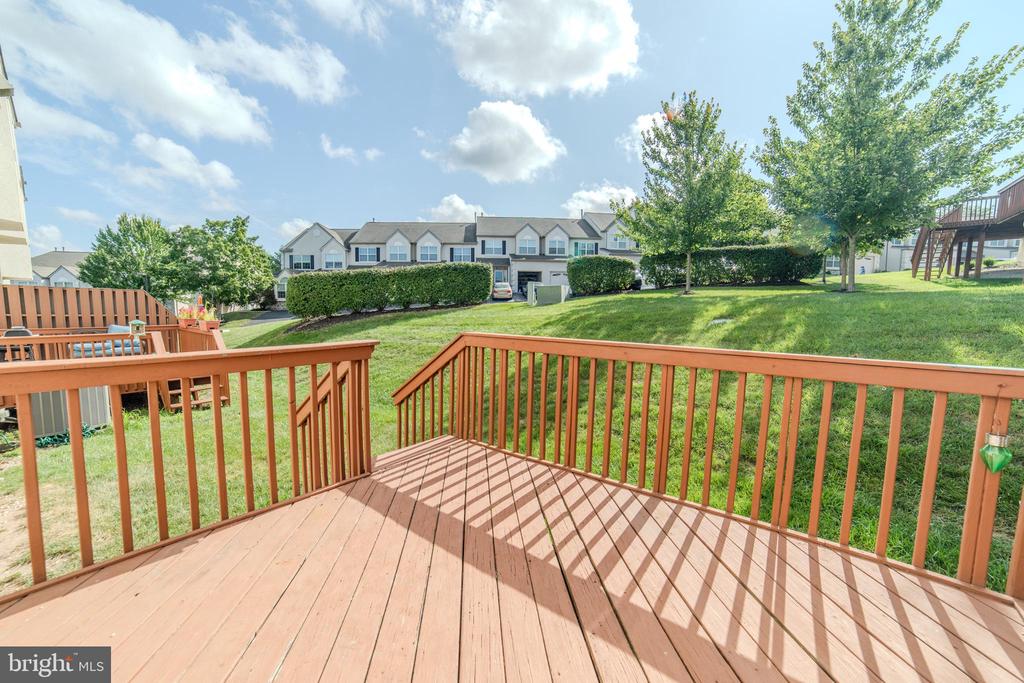 651 FAWN CIRCLE