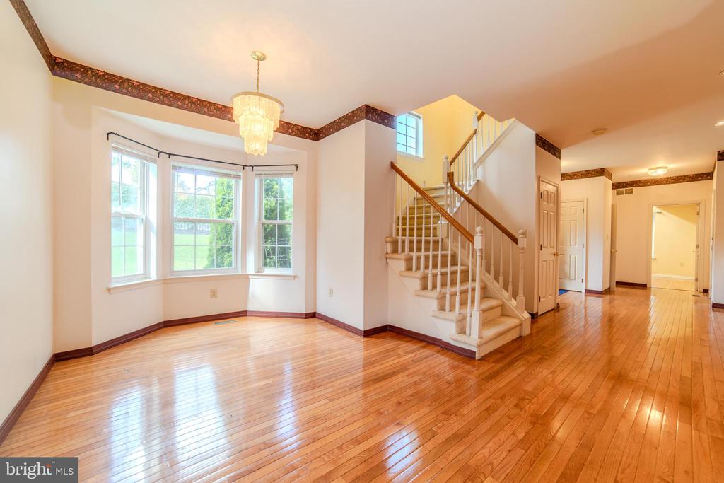 651 FAWN CIRCLE