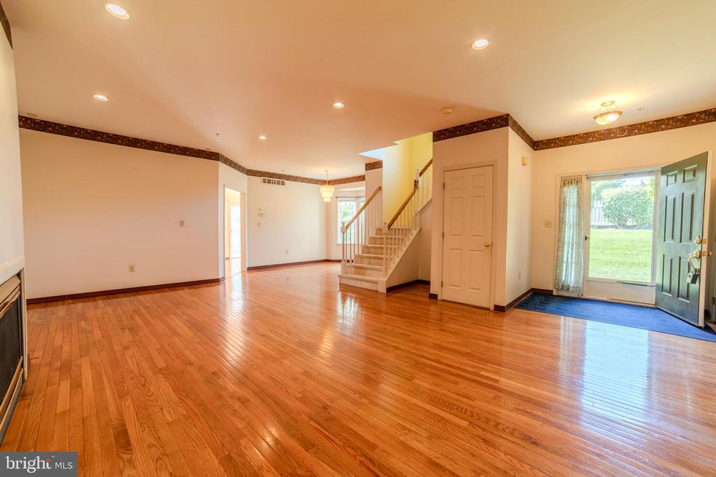 651 FAWN CIRCLE