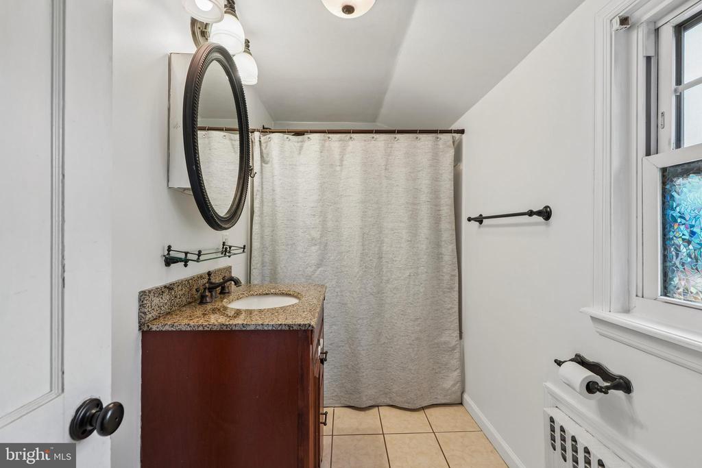 282 GLENDALE AVENUE
