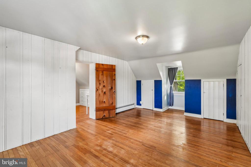 282 GLENDALE AVENUE