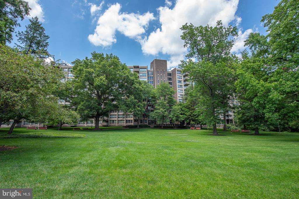 1001 CITY AVENUE Unit: E-405