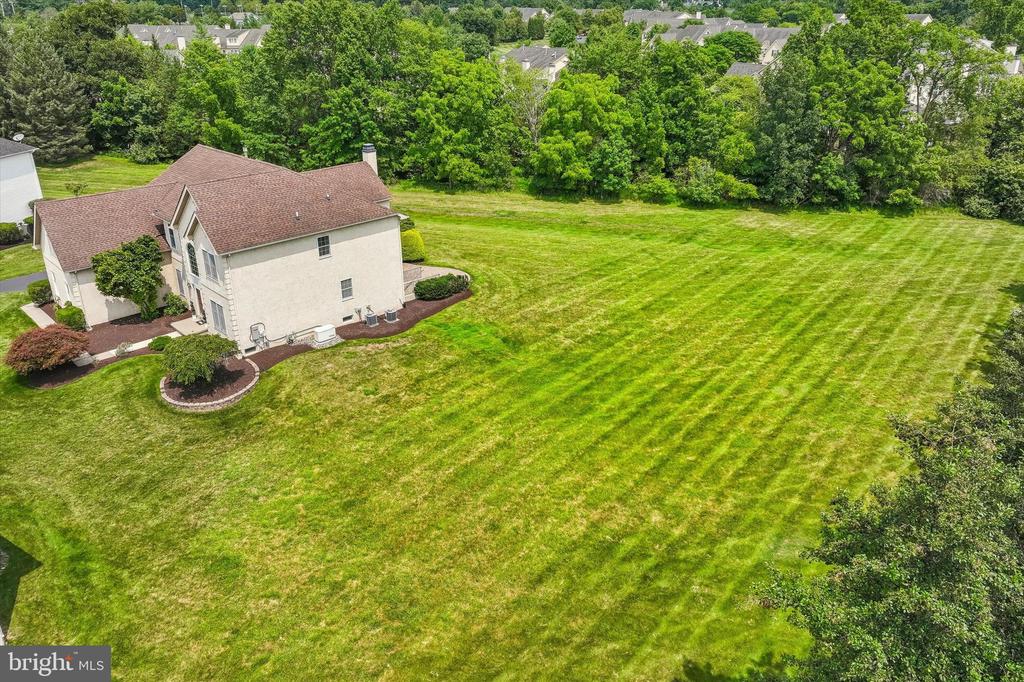 640 WILLOWBEND DRIVE