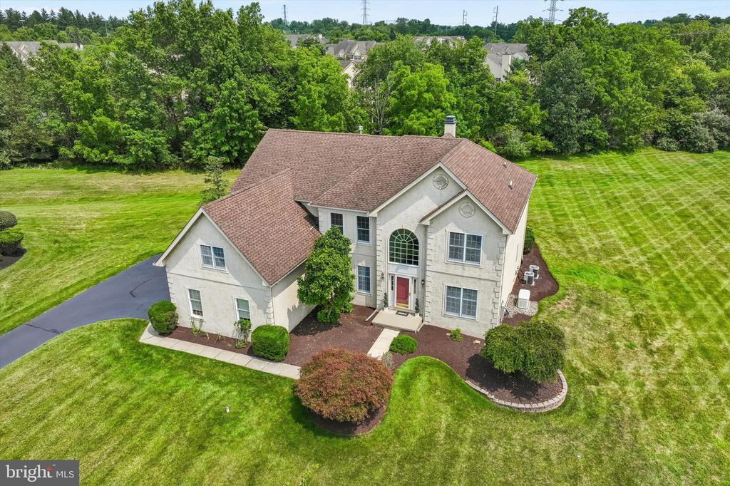 640 WILLOWBEND DRIVE