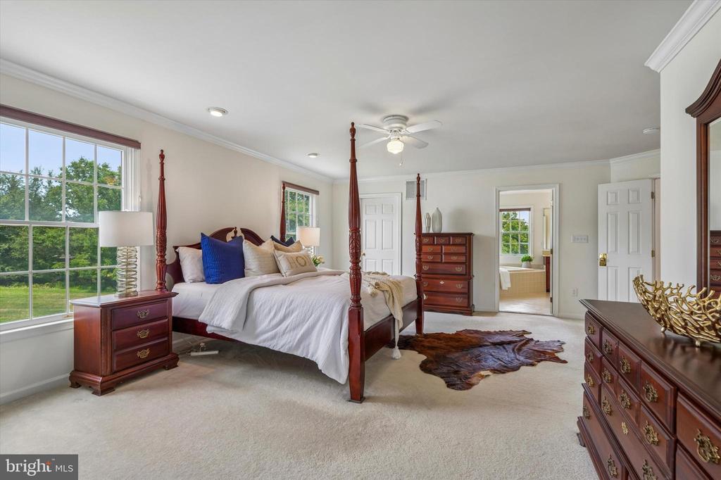 640 WILLOWBEND DRIVE