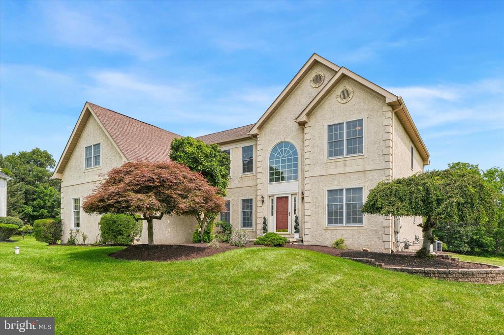 640 WILLOWBEND DRIVE