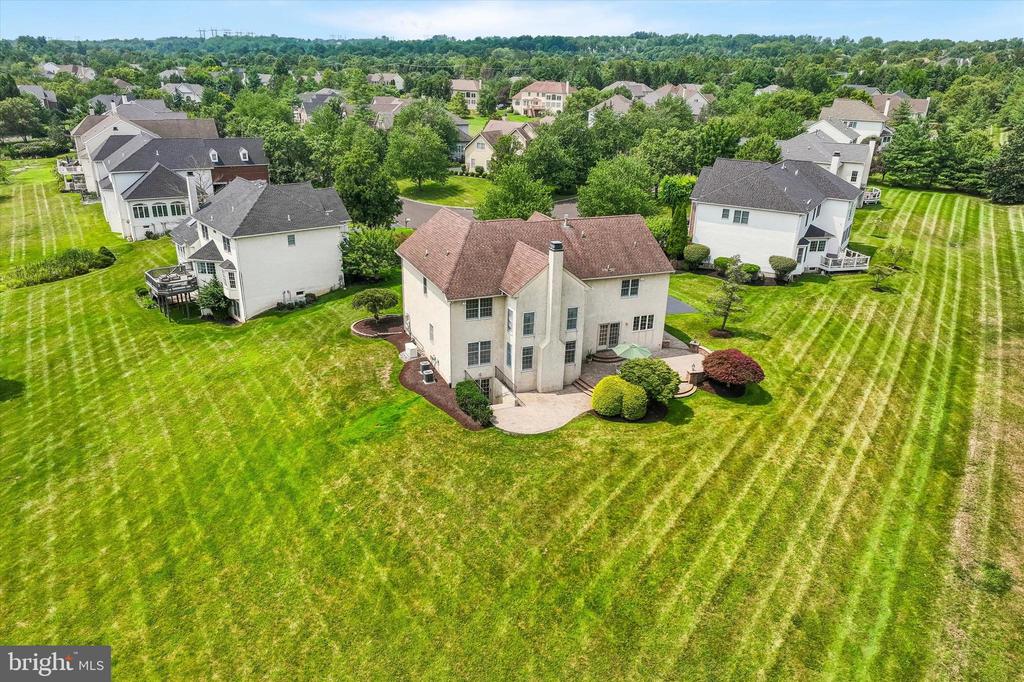 640 WILLOWBEND DRIVE