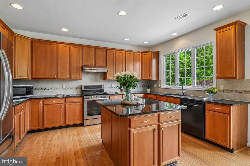 640 WILLOWBEND DRIVE