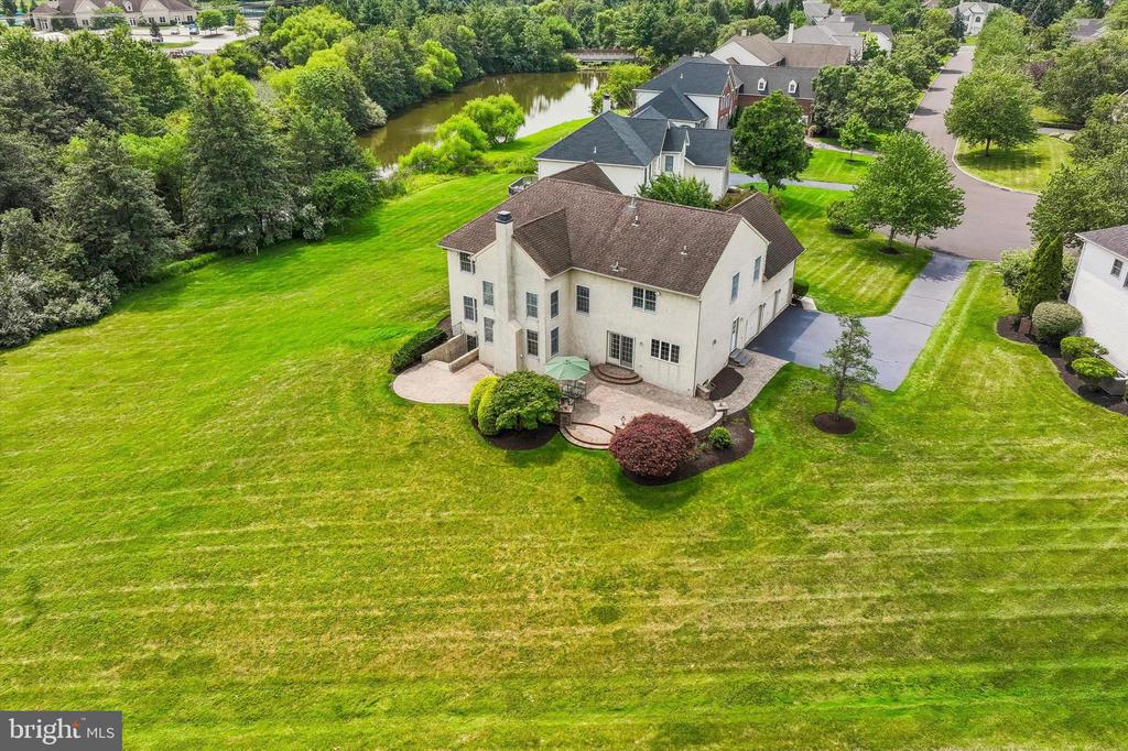 640 WILLOWBEND DRIVE