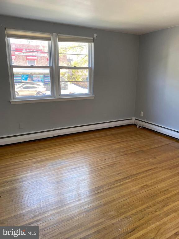416 CENTRAL AVENUE