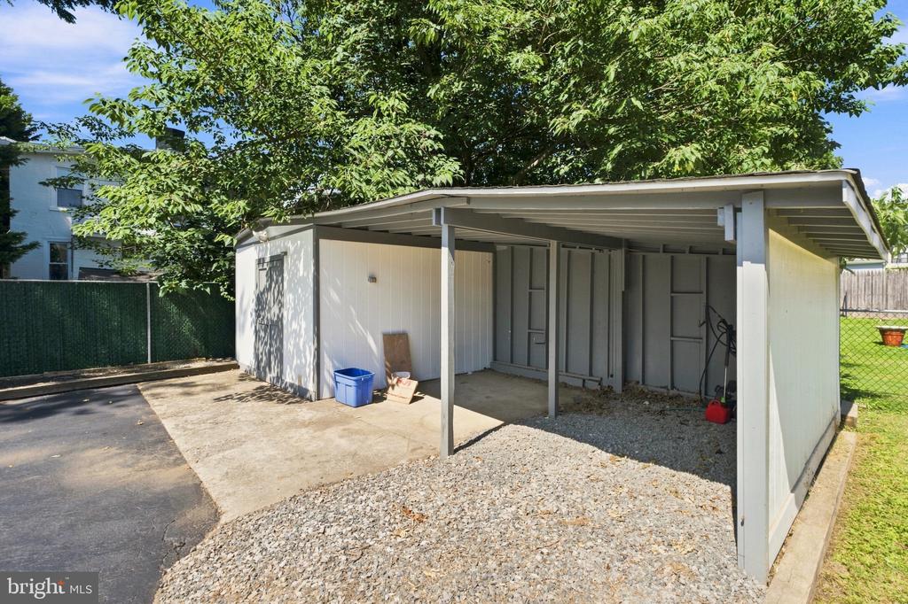 218 LINWOOD AVENUE