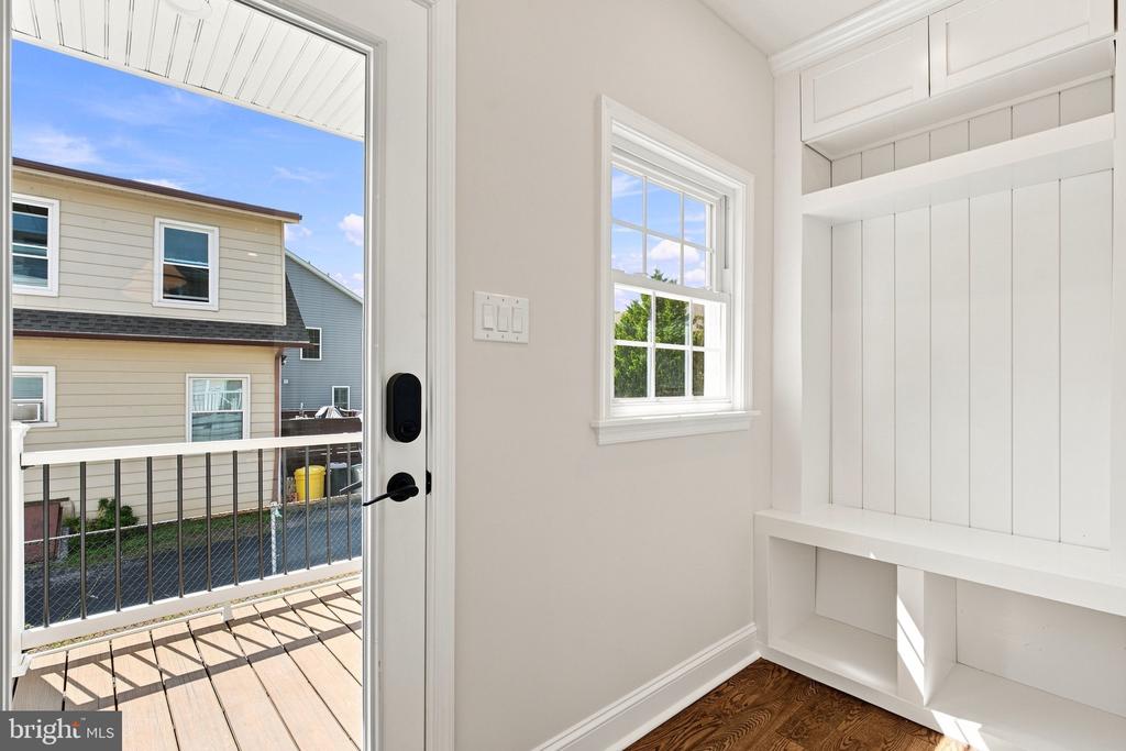218 LINWOOD AVENUE