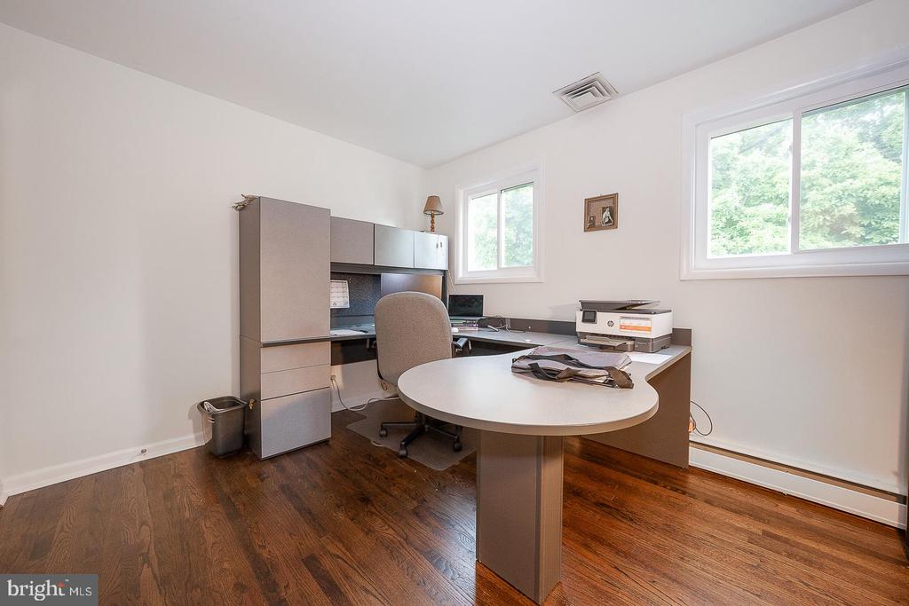 528 SPRAGUE ROAD
