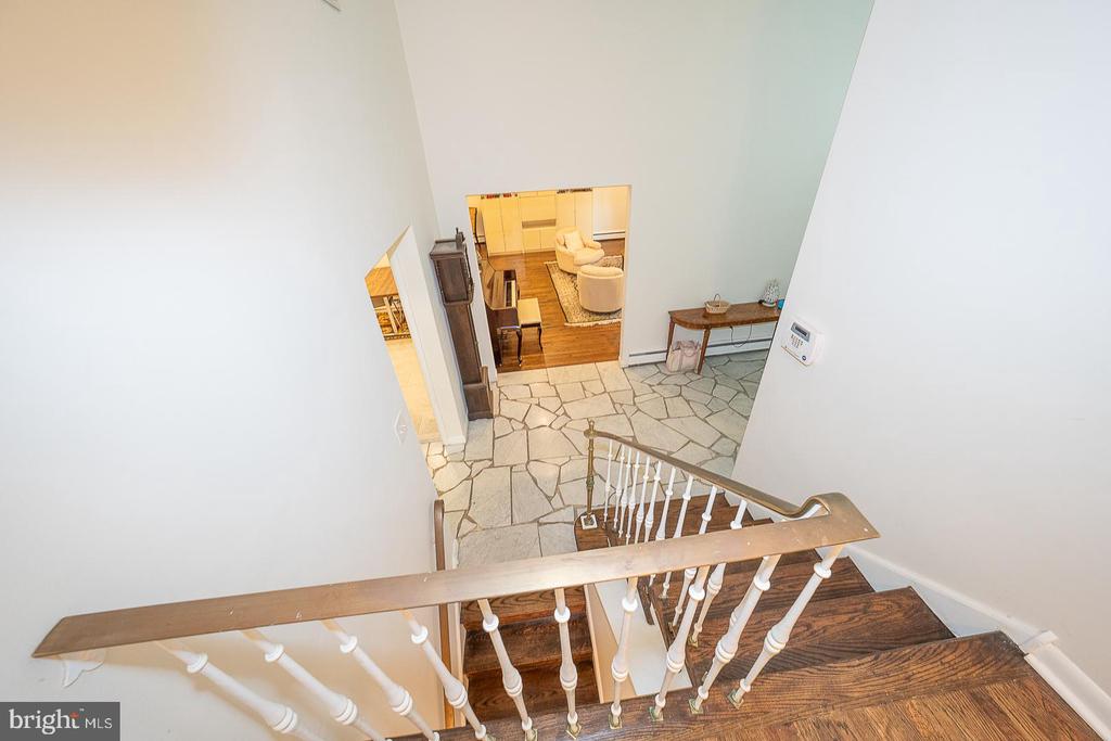 528 SPRAGUE ROAD