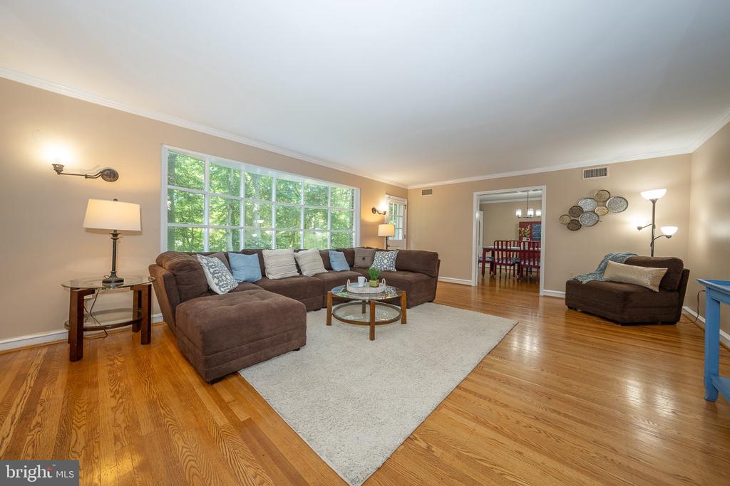1448 MEADOWBROOK ROAD