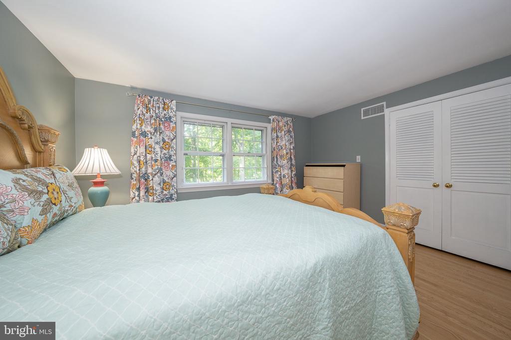 1448 MEADOWBROOK ROAD