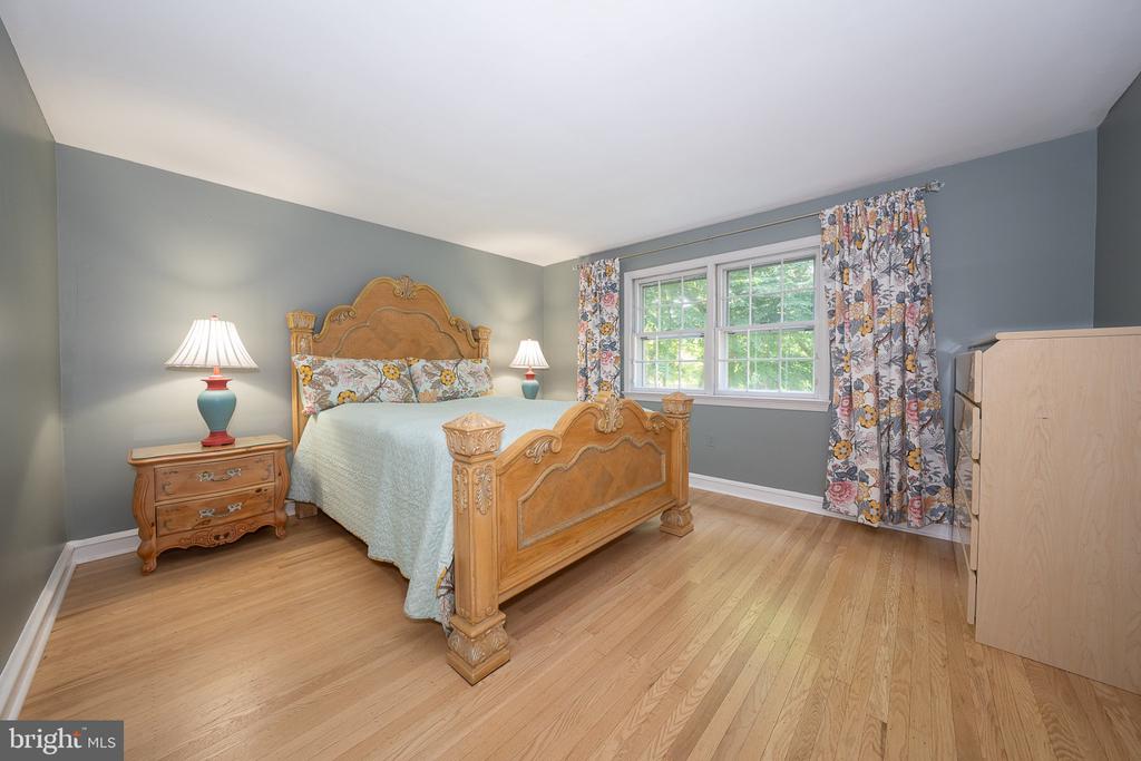 1448 MEADOWBROOK ROAD