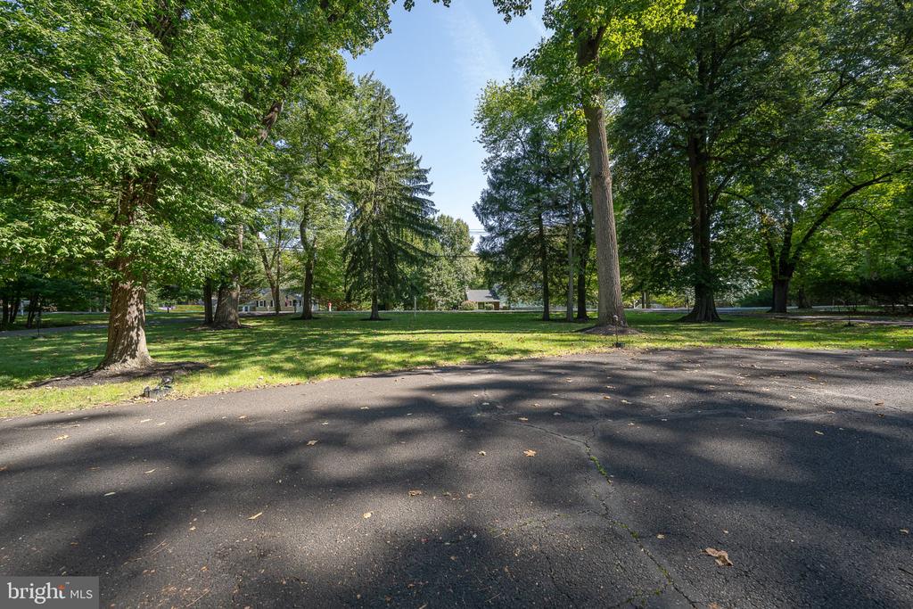 1448 MEADOWBROOK ROAD