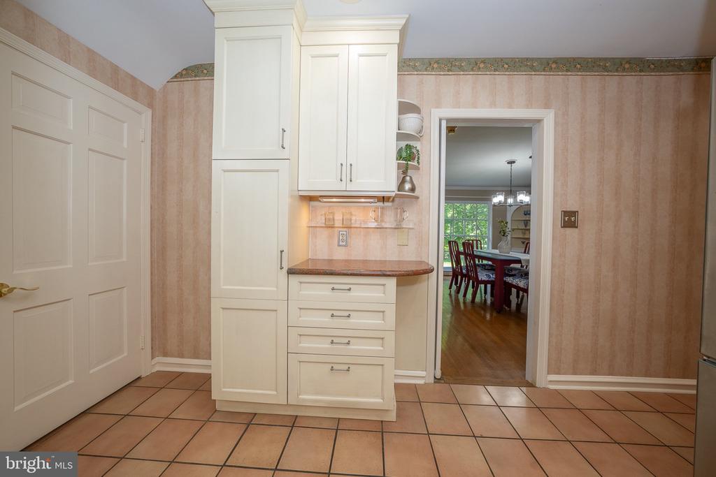 1448 MEADOWBROOK ROAD