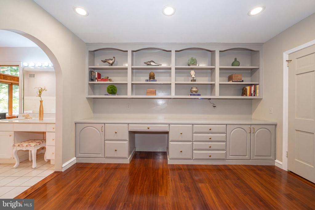 1448 MEADOWBROOK ROAD
