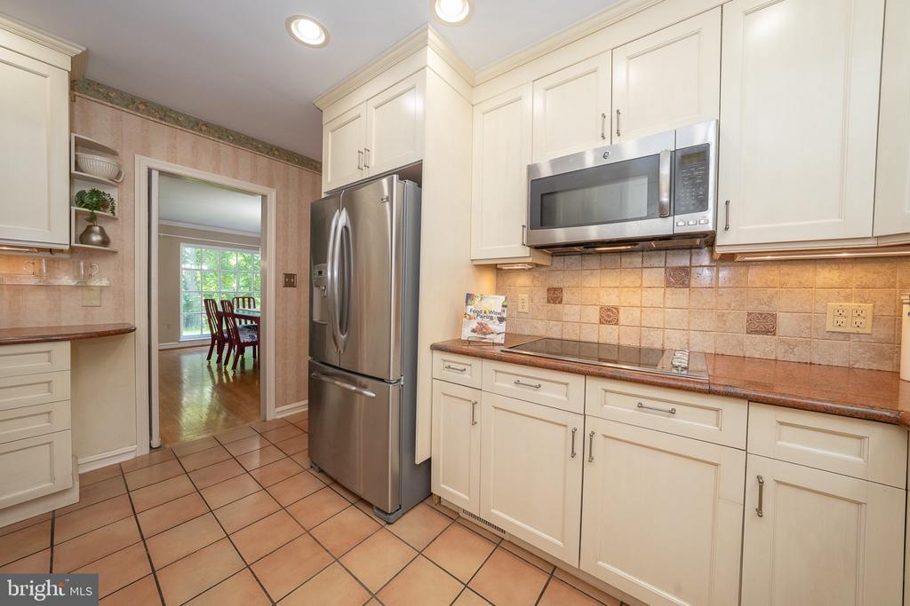 1448 MEADOWBROOK ROAD