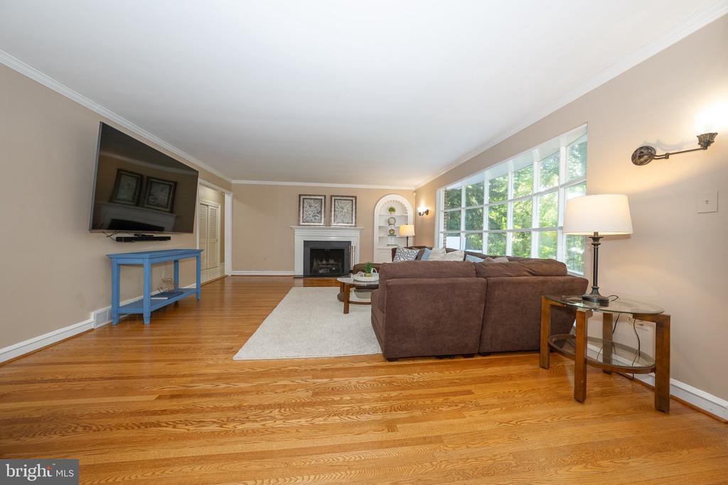 1448 MEADOWBROOK ROAD