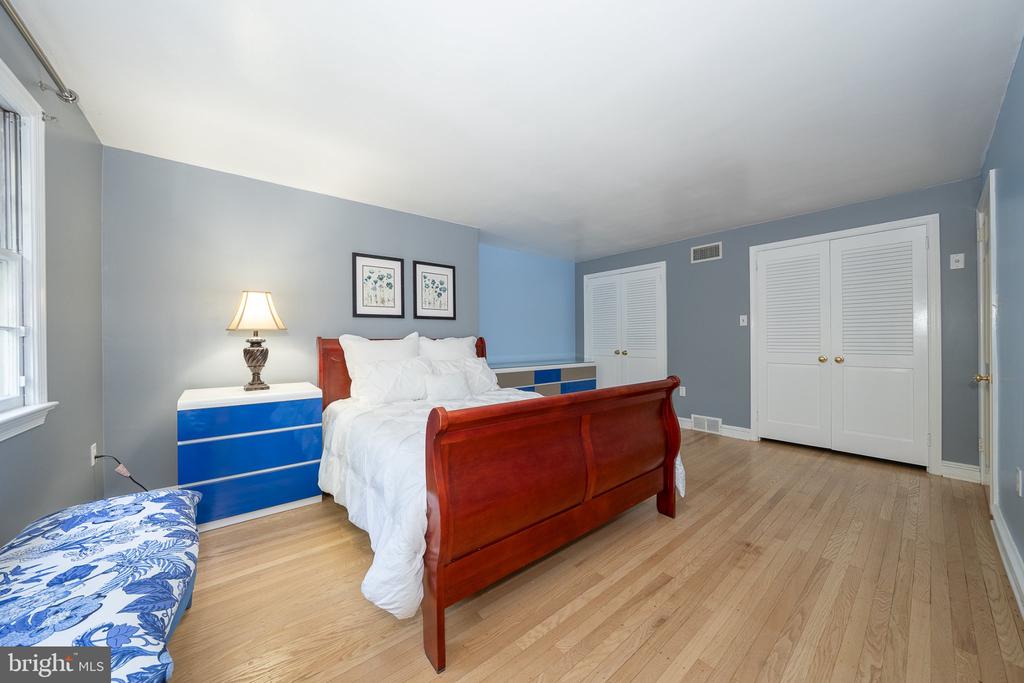 1448 MEADOWBROOK ROAD