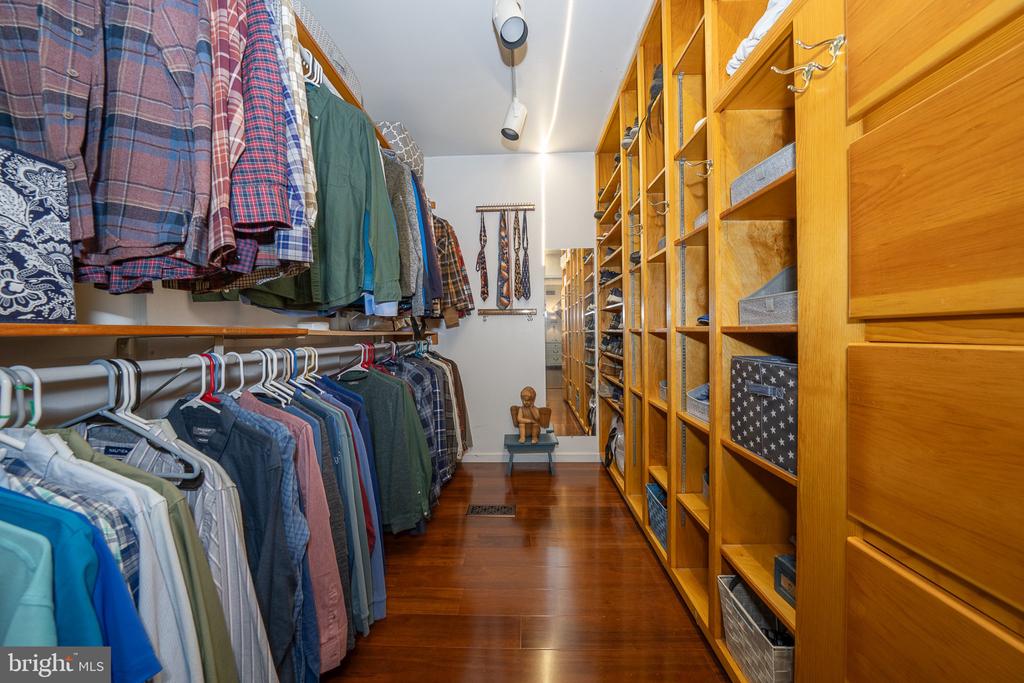1448 MEADOWBROOK ROAD