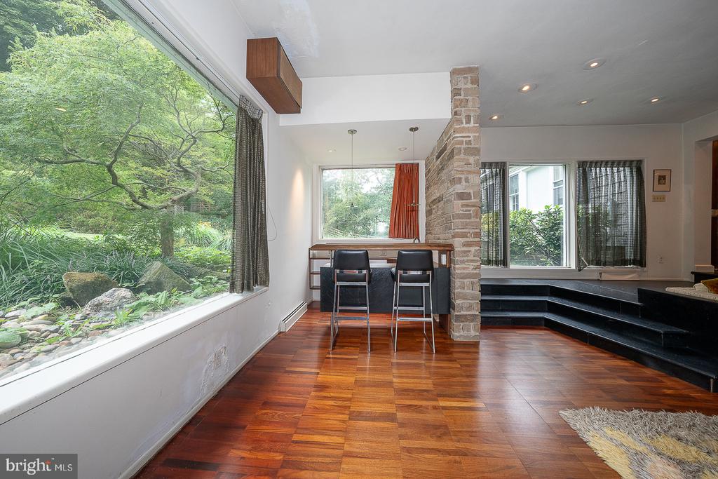 300 CONSHOHOCKEN STATE ROAD