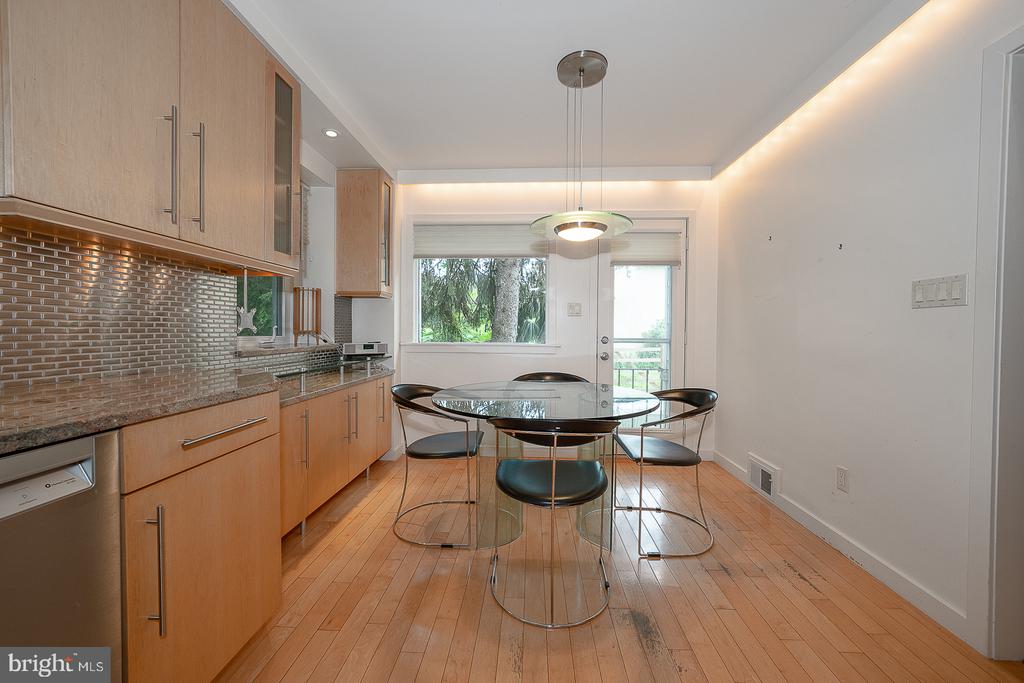 300 CONSHOHOCKEN STATE ROAD
